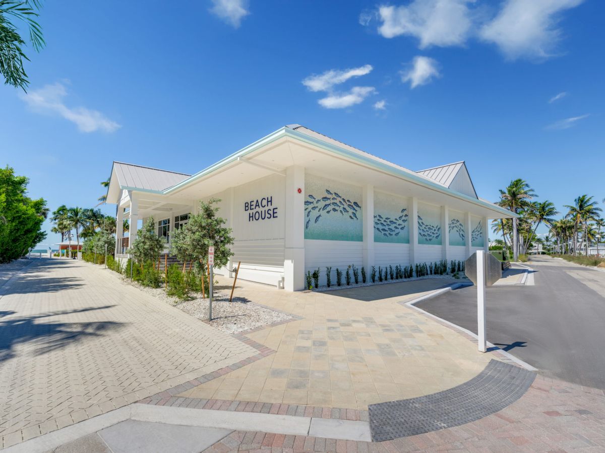 South Seas, Beach House