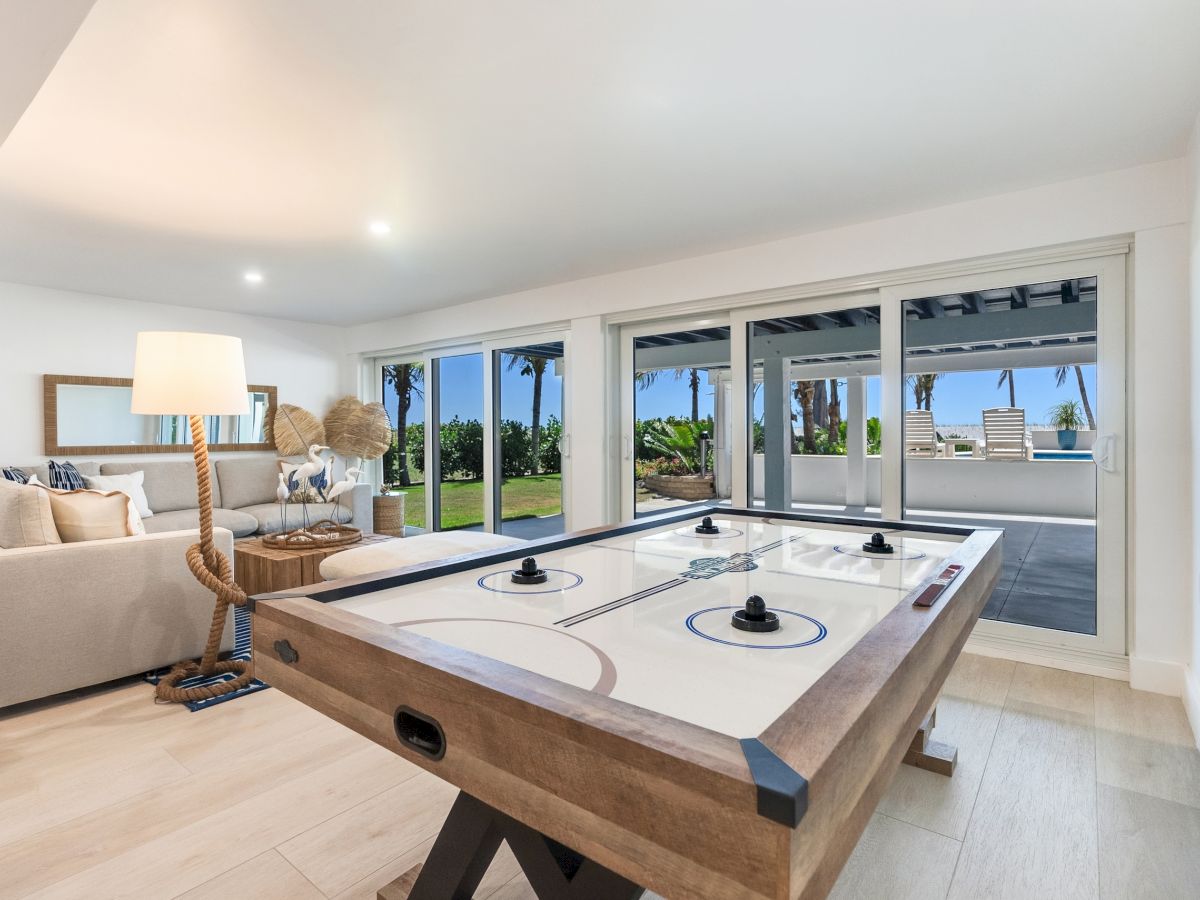 Beach House 957