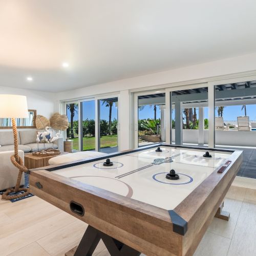 Beach House 957
