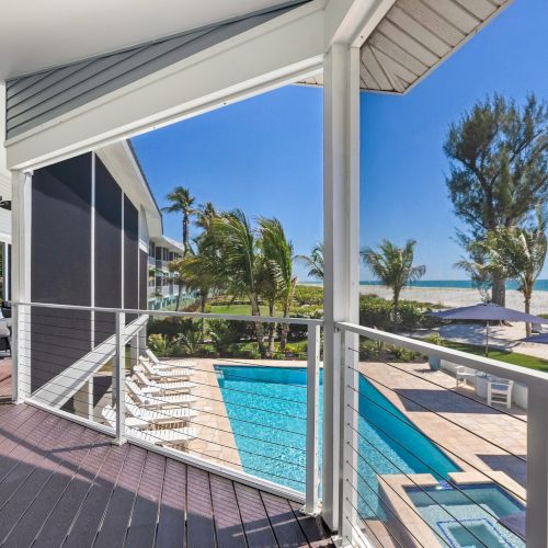Beach House 957