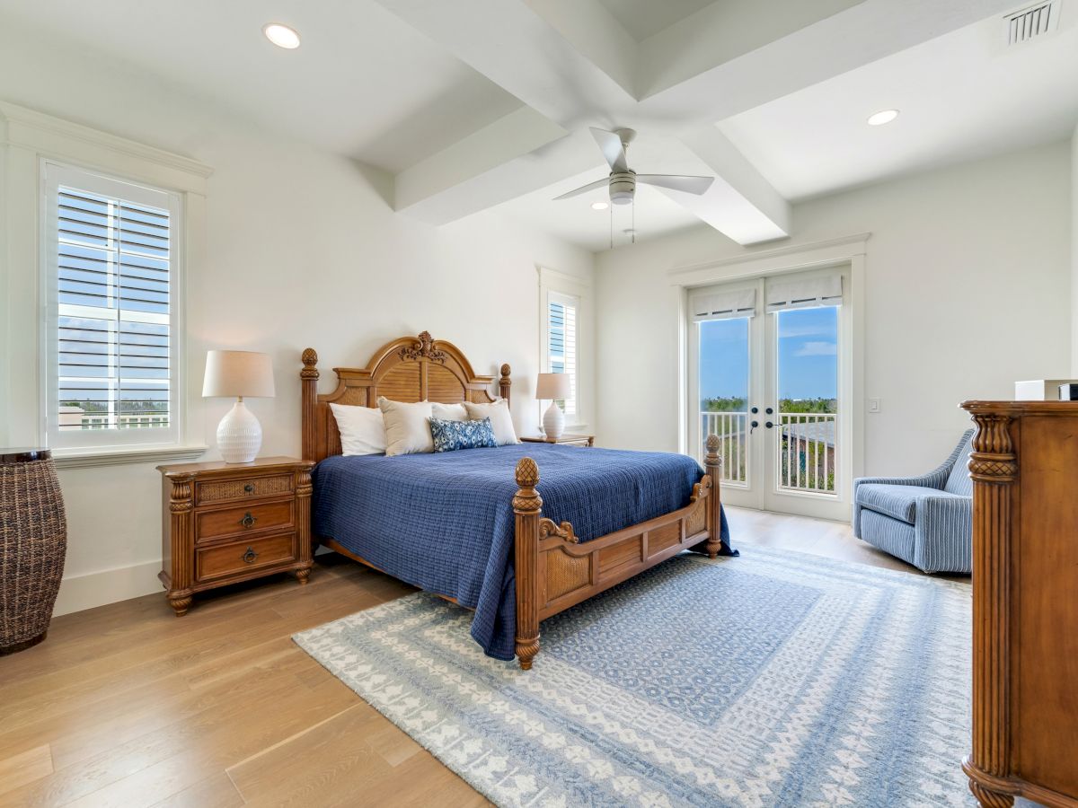 SS Beach Home Schefflera 1114
Commercial