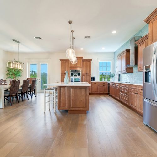SS Beach Home Schefflera 1114
Commercial