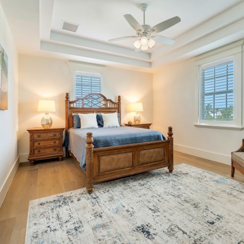 SS Beach Home Schefflera 1114
Commercial