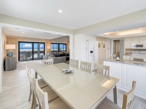 South Seas Beach House 5