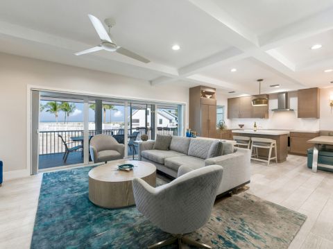 South Seas Beach House 5