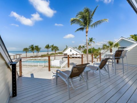 South Seas Beach House 5