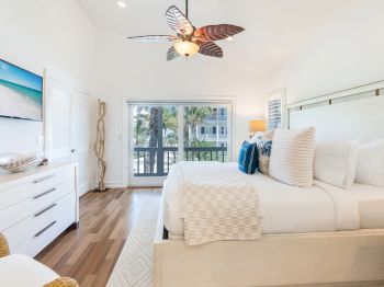 Beach House 957